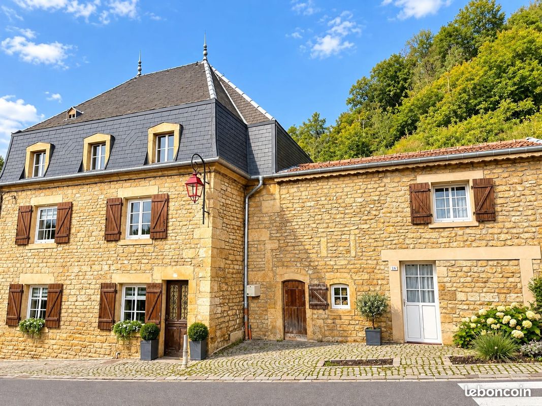 Maison 7 pièces 193 m² · à Cons-la-Grandville · 193 m² · 299 000 €