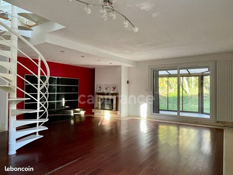 Maison 7 pièces 137 m² · à Bures-sur-Yvette · 137 m² · 449 000 €