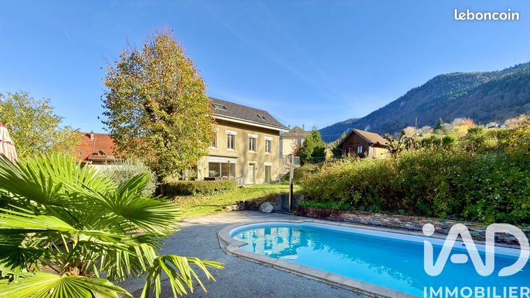 Maison familiale 6 pièces 170 m²