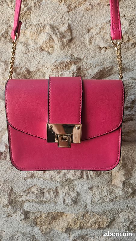 Petit sac bandoulière rose fuchsia - État neuf (image 4)