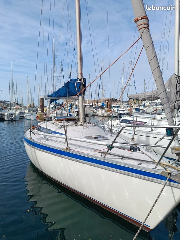 Jeanneau Aquila 28 — View photo 1