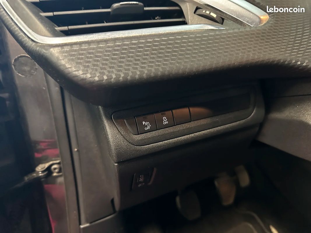 Peugeot 2008 Style 1.2 VTI 82ch - Apple Carplay - KIT DISTRIBUTION OK (image 21)