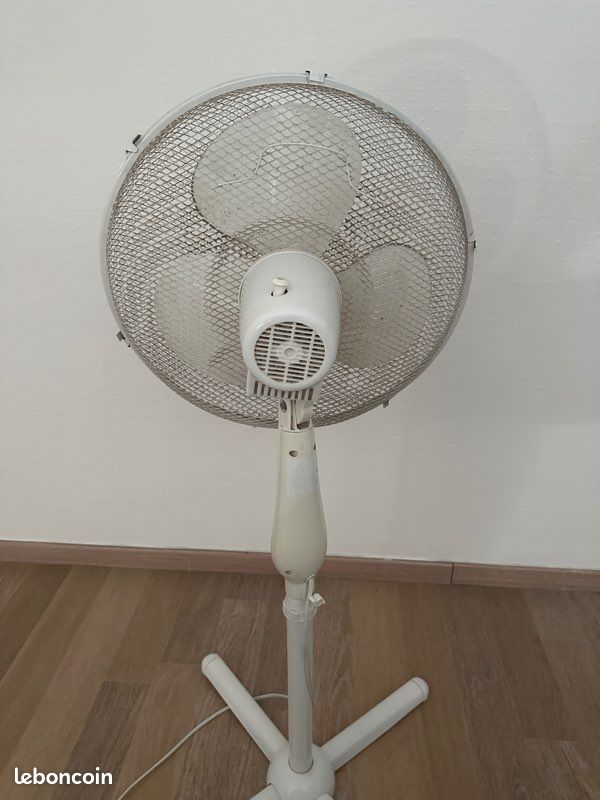 Ventilateur sur pied (image 2)