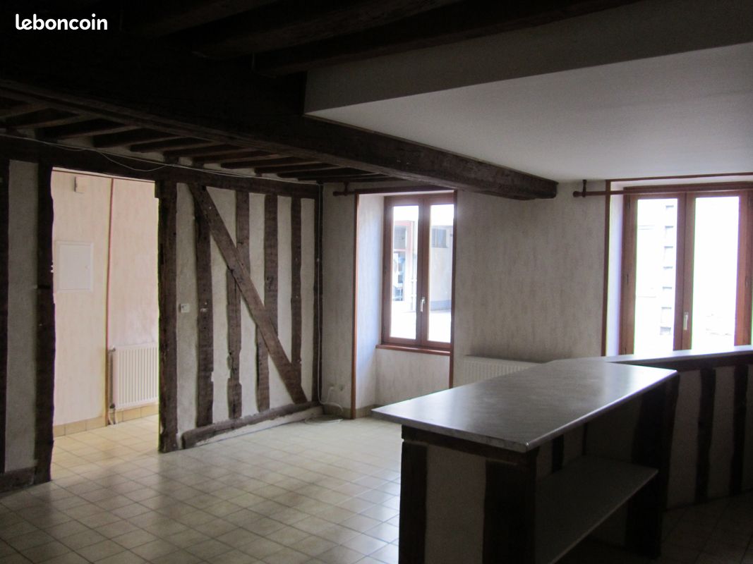 Appartement 2 pièces 47 m² · à Orléans · 47 m² · 544 €