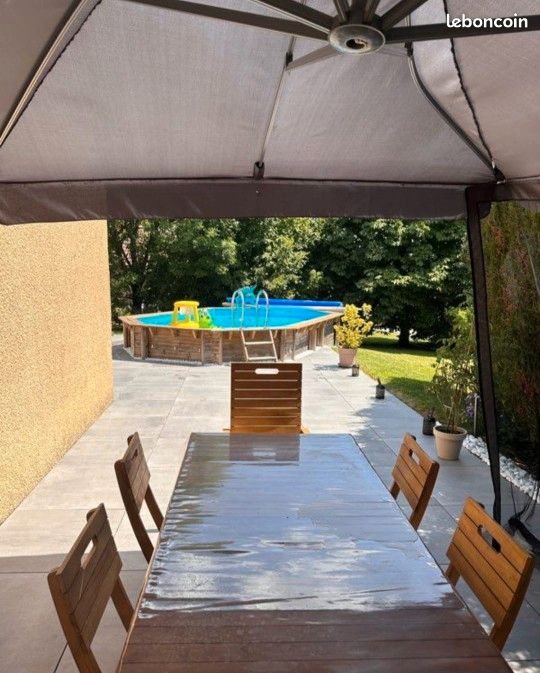 Maison 7 pièces 138 m² · à Gennes · 138 m² · 310 000 €