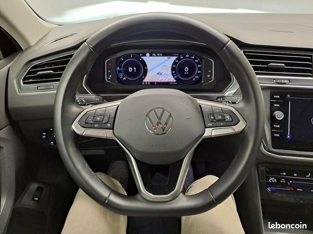 VOLKSWAGEN Tiguan 2.0 TDI 150ch DSG7 Elegance (image 17)