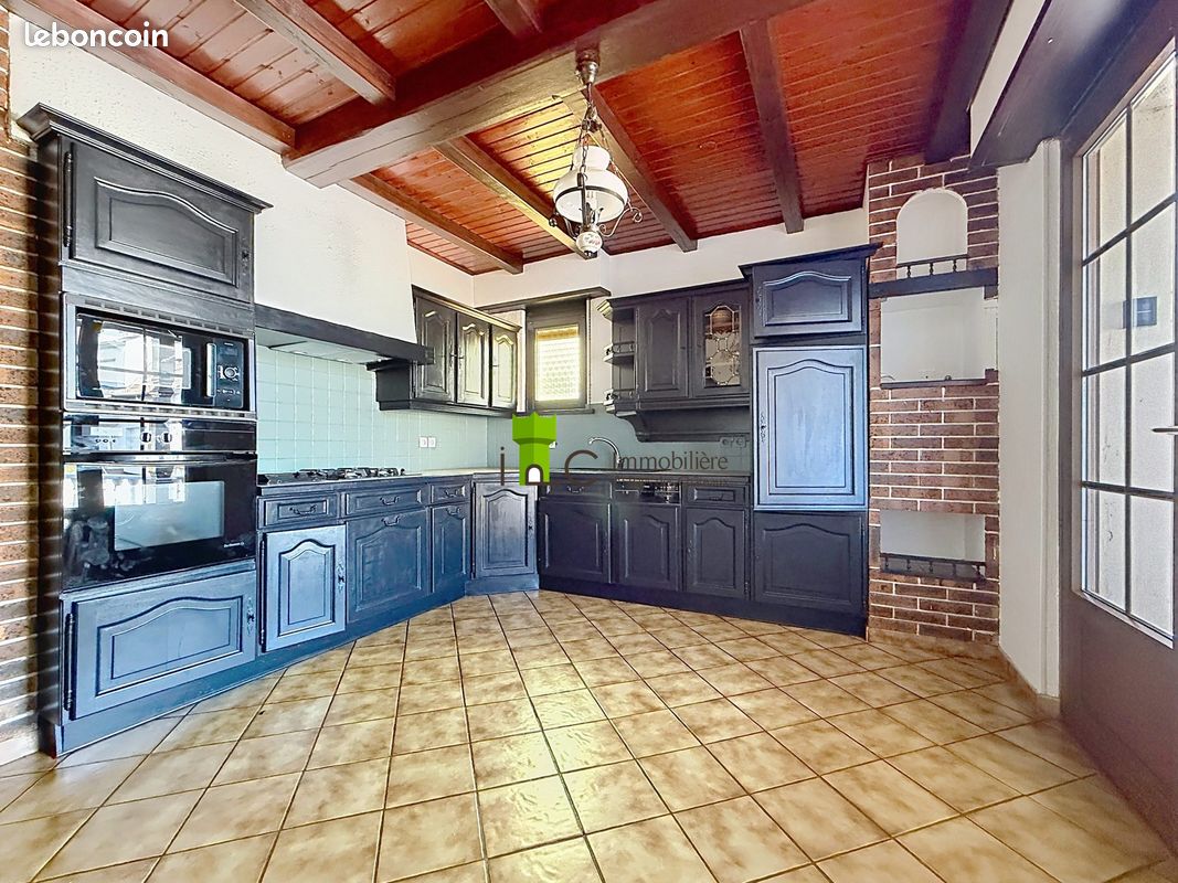Maison 8 pièces 202 m² (image 18)