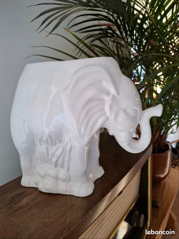 Vase / cache-pot éléphant en céramique blanche (image 5)