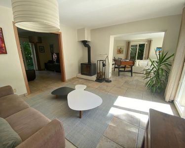 Maison 1 250 000 € - 230 m²