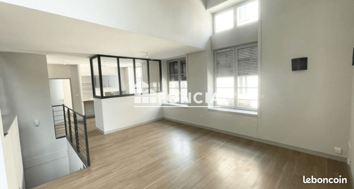 Appartement 5 pièces 99 m² · à Saint-Étienne · 99 m² · 835 €