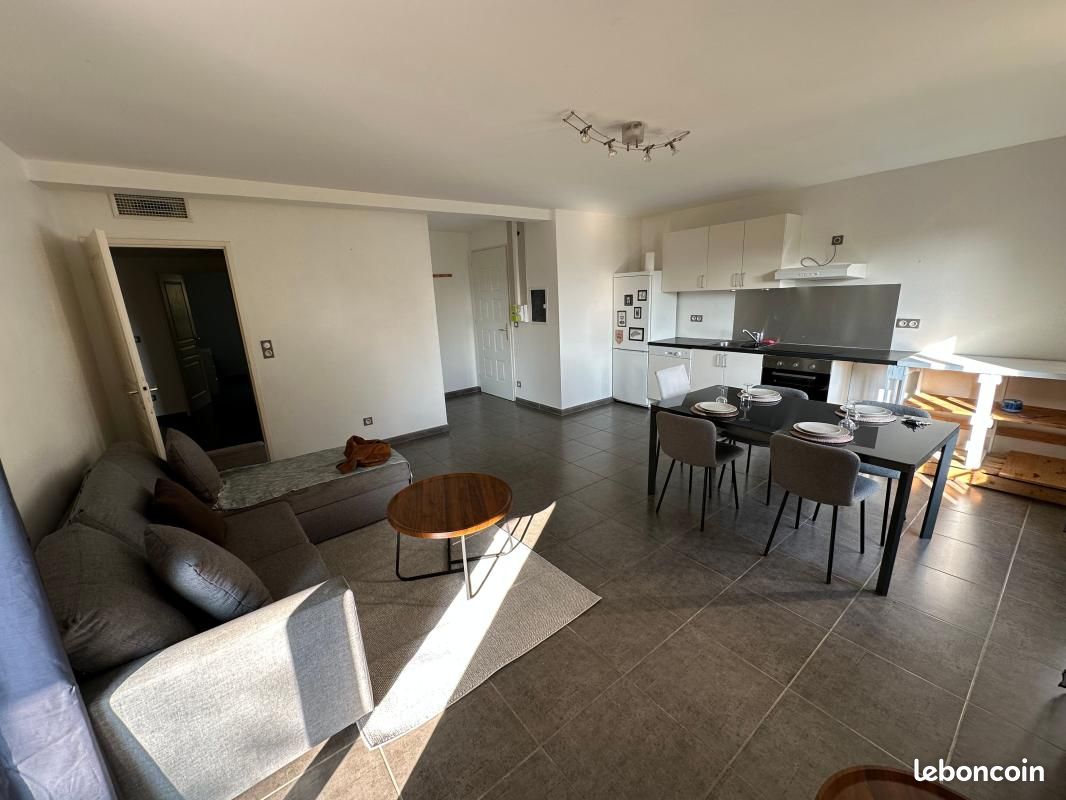 Appartement 4 pièces 76 m² · à Salavas · 76 m² · 695 €/mois