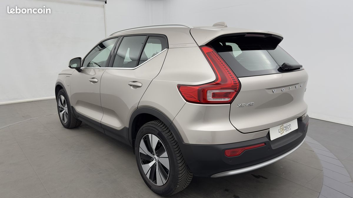 VOLVO XC40 T4 Recharge 129+82 ch DCT7 Start (image 3)
