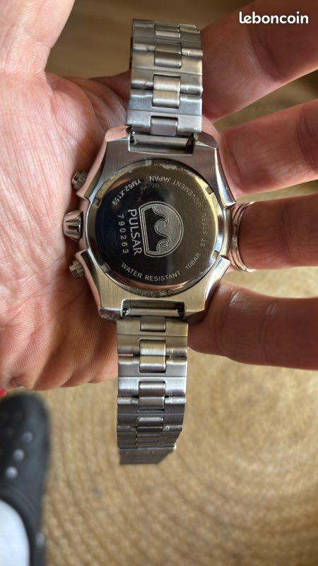 Montre Pulsar chrono Alarm (image 2)