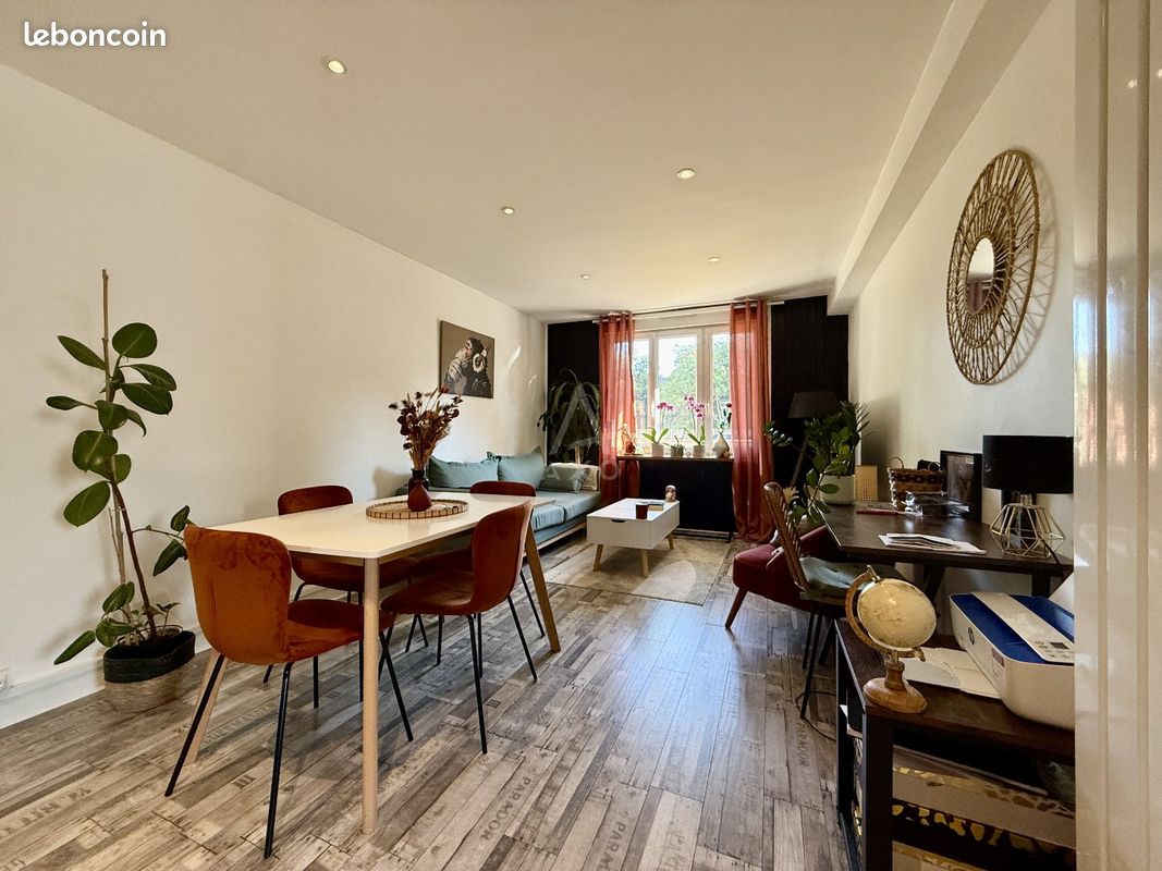 Appartement 3 pièces 60 m² · à Saint-Jacques-de-la-Lande · 60 m² · 183 750 €