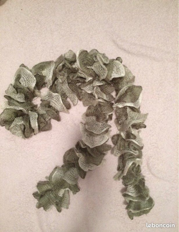 Écharpe blanc cassé/kaki (image 1)
