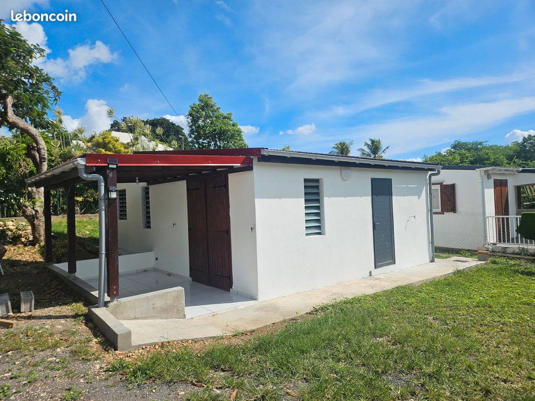 Maison 3 pièces 60 m² · à Petit-Canal · 60 m² · 980 €/mois