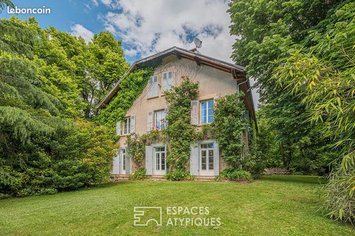 Propriété 7 pièces 290 m²