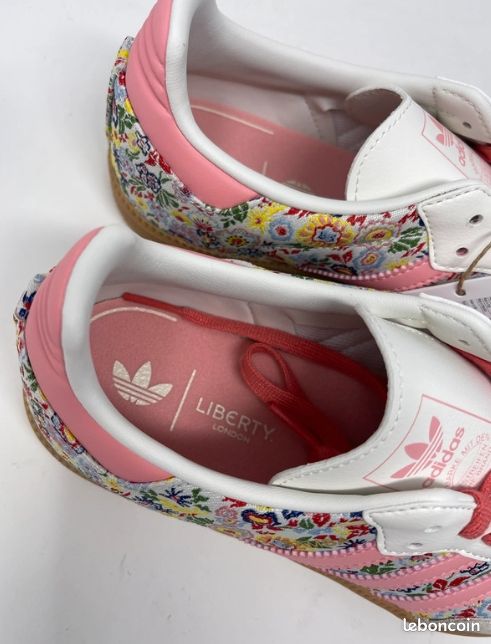 adidas gazelle silver green womens Air Jordan Retro "Spring Flowers" (GS)