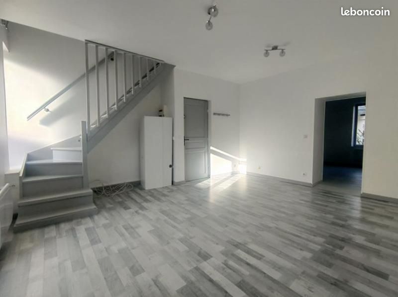 Appartement 3 pièces 56 m² · à Commentry · 56 m² · 438 €/mois