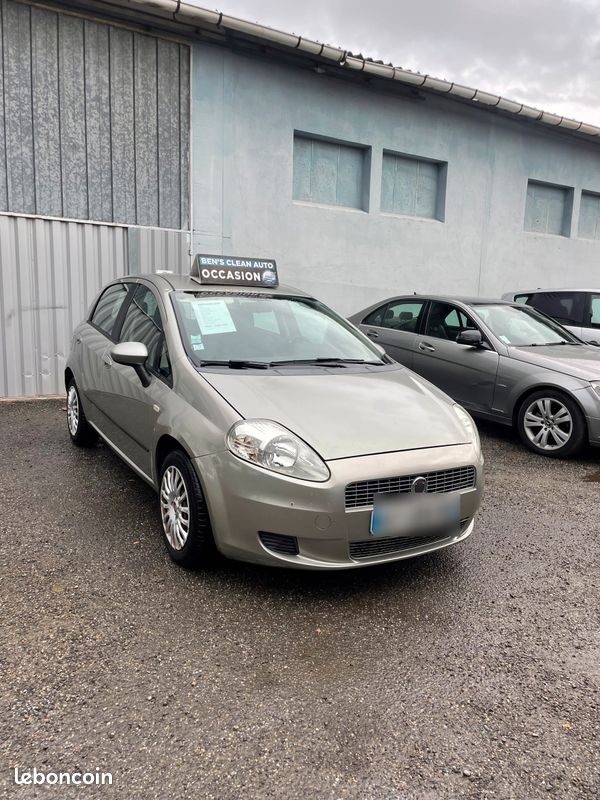 Fiat Grande Punto 1.3 MJT 75 CV 5 porte