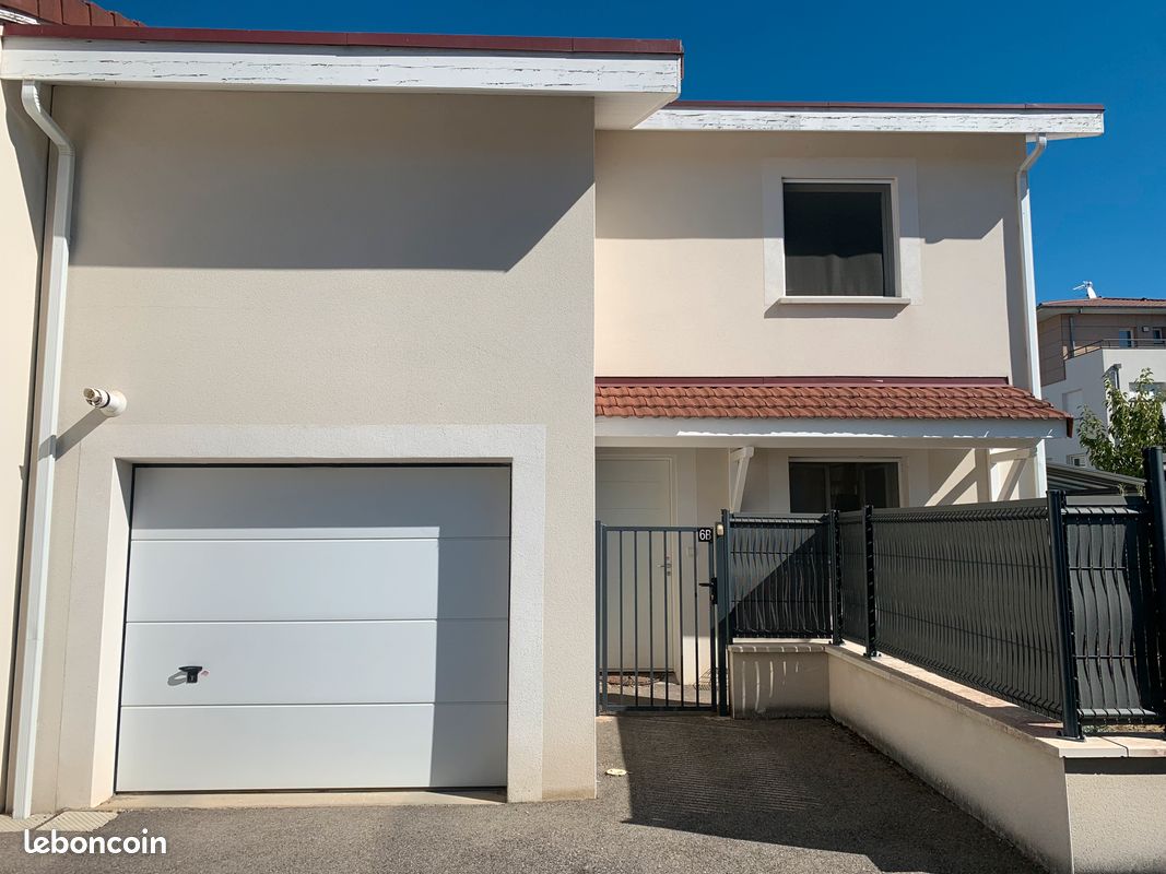 Maison 5 pièces 102 m² · à Voiron · 102 m² · 368 000 €