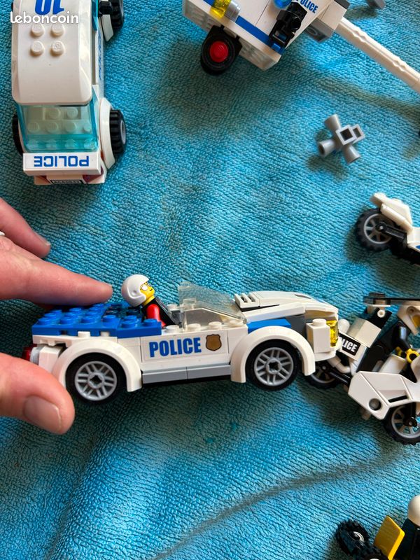 Gros lot de véhicules LEGO City Police + notices TBE (image 9)
