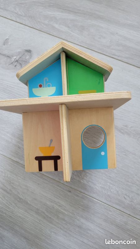Petite maison en bois Djeco (image 1)