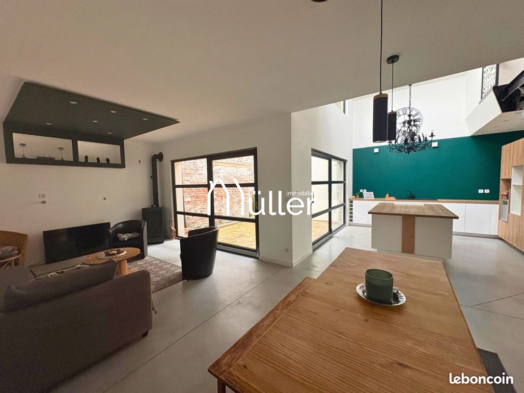 Maison 5 pièces 117 m² · à Roubaix · 117 m² · 236 000 €