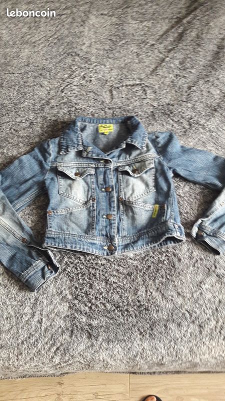 Veste en jean Complices bleu blanchit très courte (image 1)