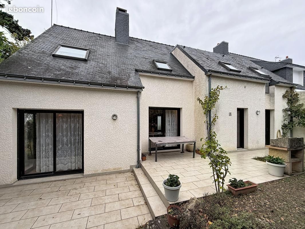 Maison 7 pièces 152 m² · à Larmor-Plage · 152 m² · 682 500 €