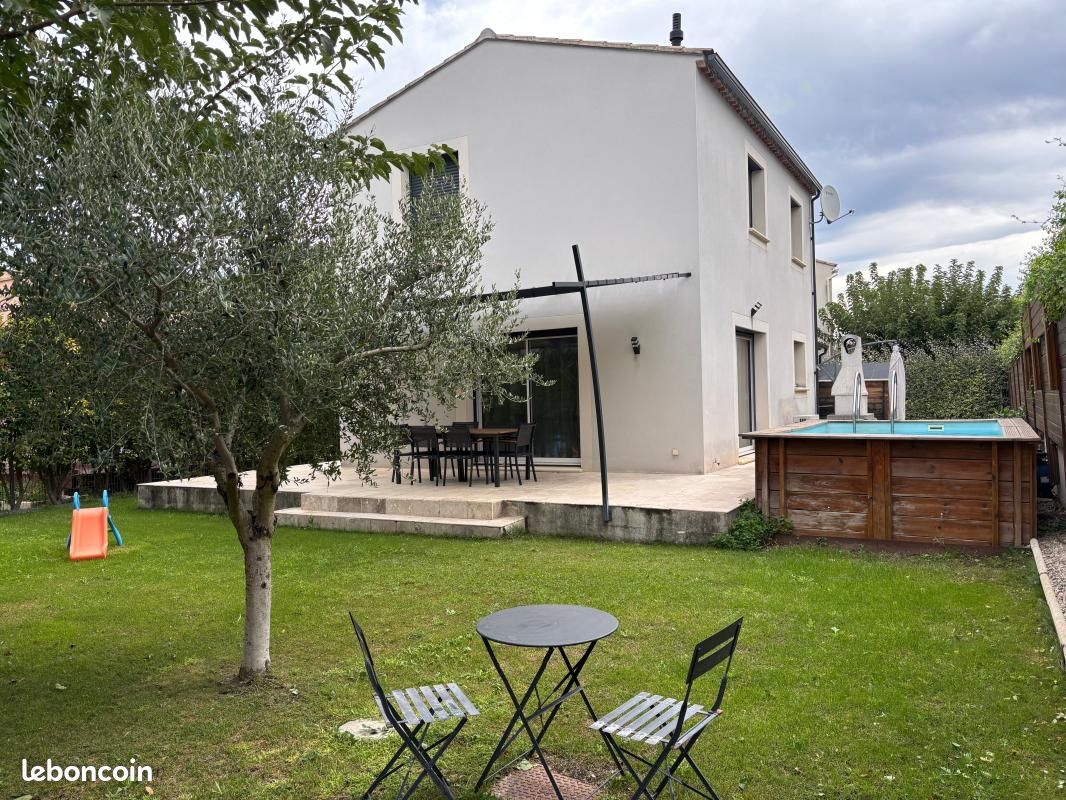 Maison 5 pièces 105 m² · à Vedène · 105 m² · 330 000 €