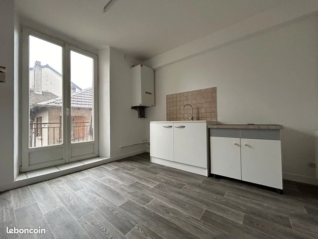 Appartement 4 pièces 98 m² · à Saint-Dié-des-Vosges · 98 m² · 560 €/mois