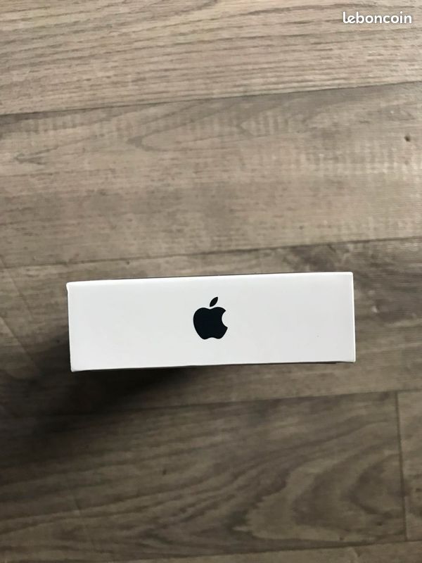 IPhone 14 (image 6)