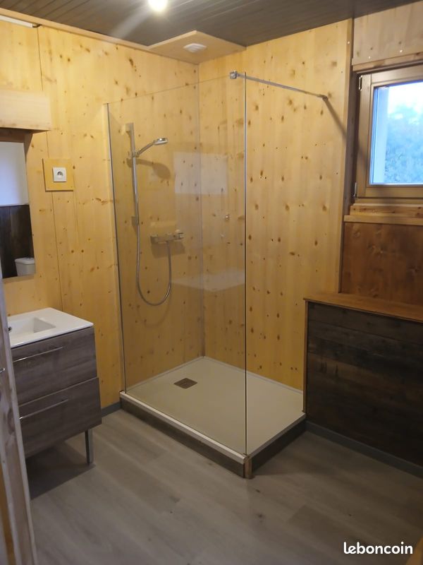 Appartement 3 pièces 71 m² · à Divonne-les-Bains · 70,7 m² · 1 850 €