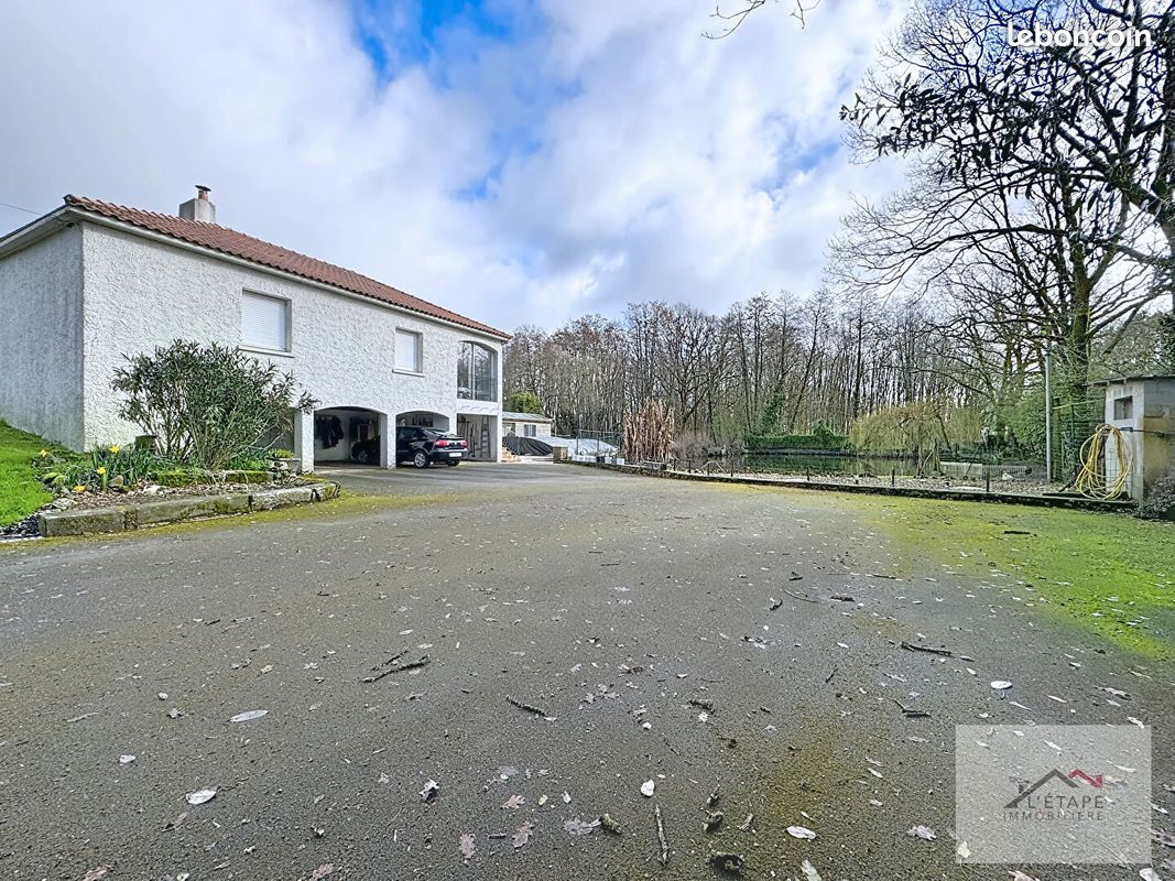 Maison 6 pièces 153 m² · à Venansault · 153 m² · 378 500 €