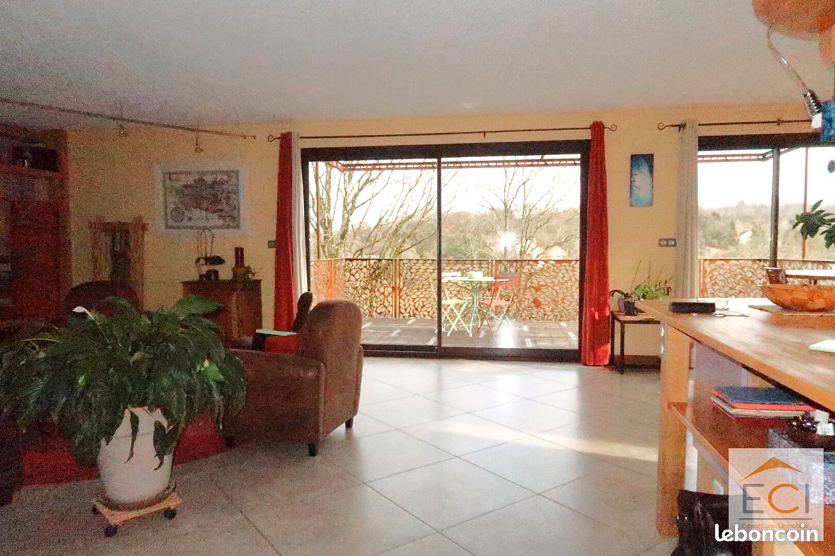 Maison 5 pièces 142 m² · à Château-Chervix · 142 m² · 369 000 €