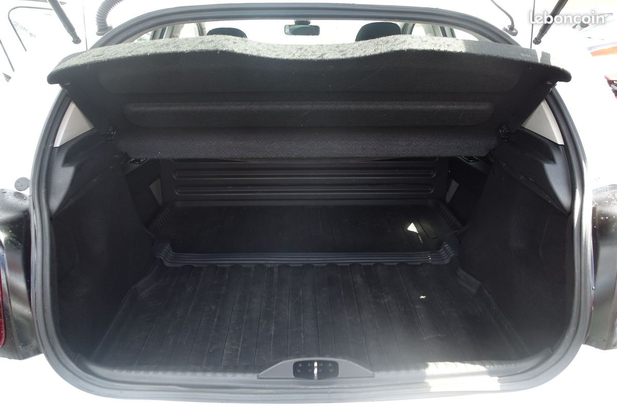 Citroen C3 STE 1.5 BLUEHDI 100CH S&S BVM 6 FEEL (image 17)
