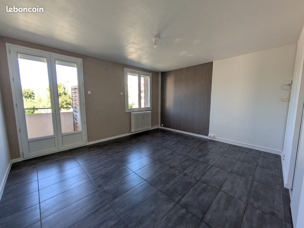 Appartement 3 pièces 58 m² · à Annonay · 58 m² · 90 000 €