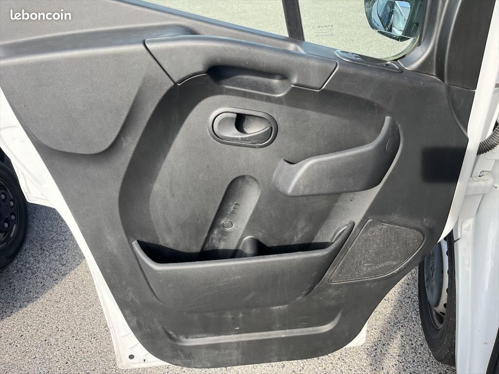 Renault Master 2.3 DCI 135 L2H3 F3500 GRAND CONFORT (image 38)