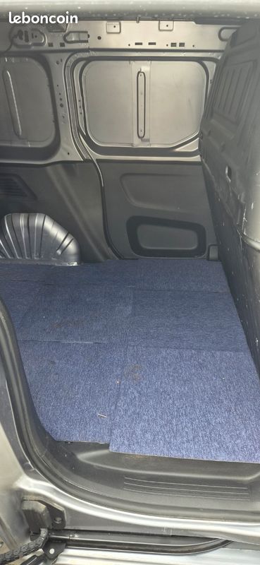 Citroen Berlingo Van M 650kg BlueHDi 100 Club / GPS + CAMERA (image 7)