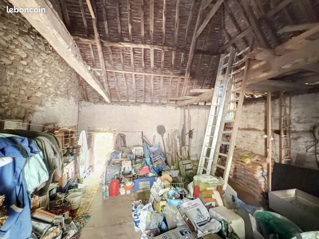 Maison 3 pièces 57 m² · à Pierre-Buffière · 57 m² · 18 000 €