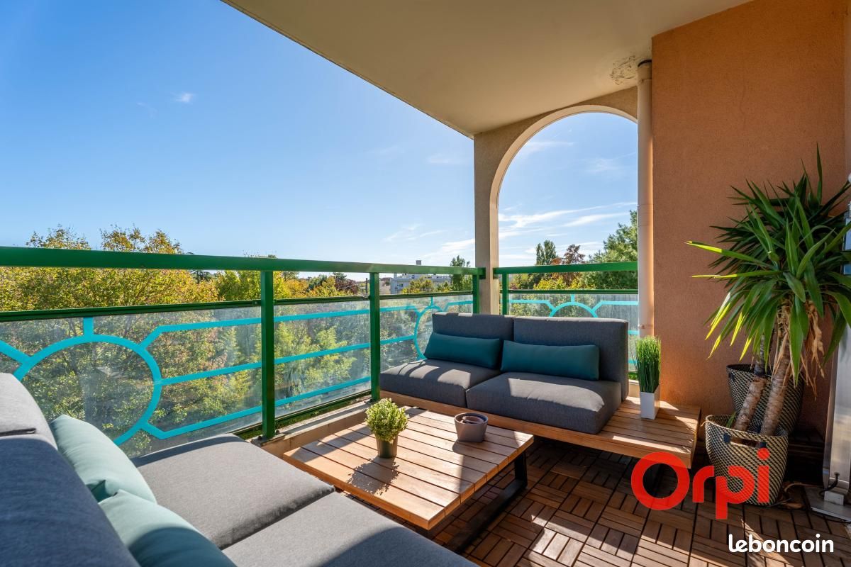 Appartement 4 pièces 95 m² · à Tassin-la-Demi-Lune · 95 m² · 443 000 €