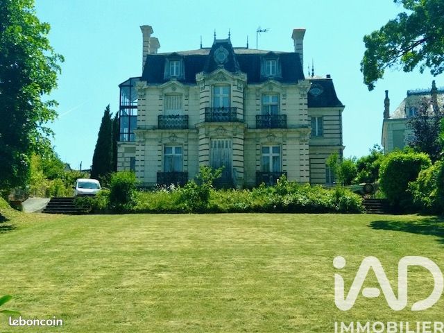 Maison 12 pièces 336 m² · à Montval-sur-Loir · 336 m² · 399 500 €