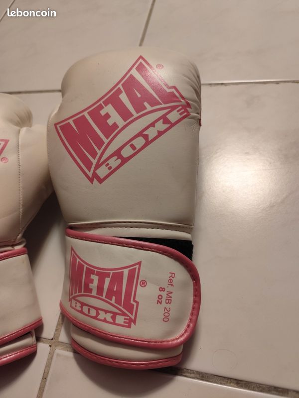 Gants de boxe + bandes (image 2)