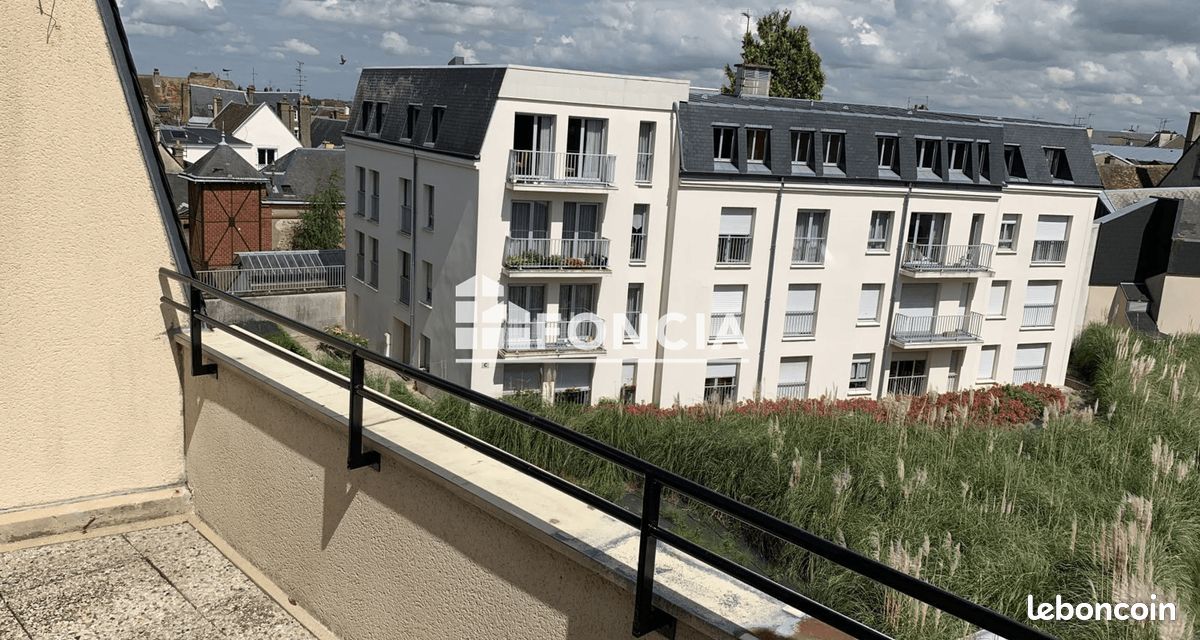 Appartement 3 pièces 72 m² · à Chartres · 72 m² · 914 €/mois