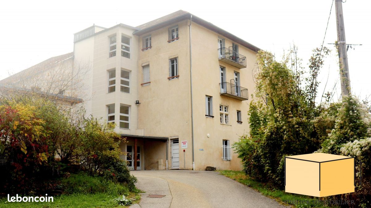 Immeuble 1660 m² · à Artemare · 1 660 m² · 972 000 €