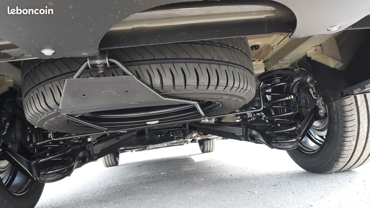 Citroen JUMPY FG BVA 5 PLACES NOIR XL 2.0 BLUEHDI 180CH S&S CABINE APPROFONDIE FIXE PACK PREMIUM CON (image 17)