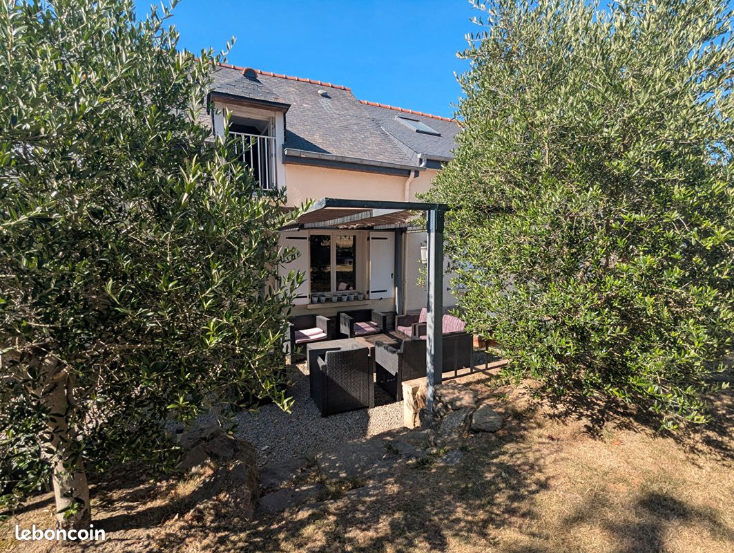 Maison 8 pièces 180 m² · à Acigné · 180 m² · 458 925 €