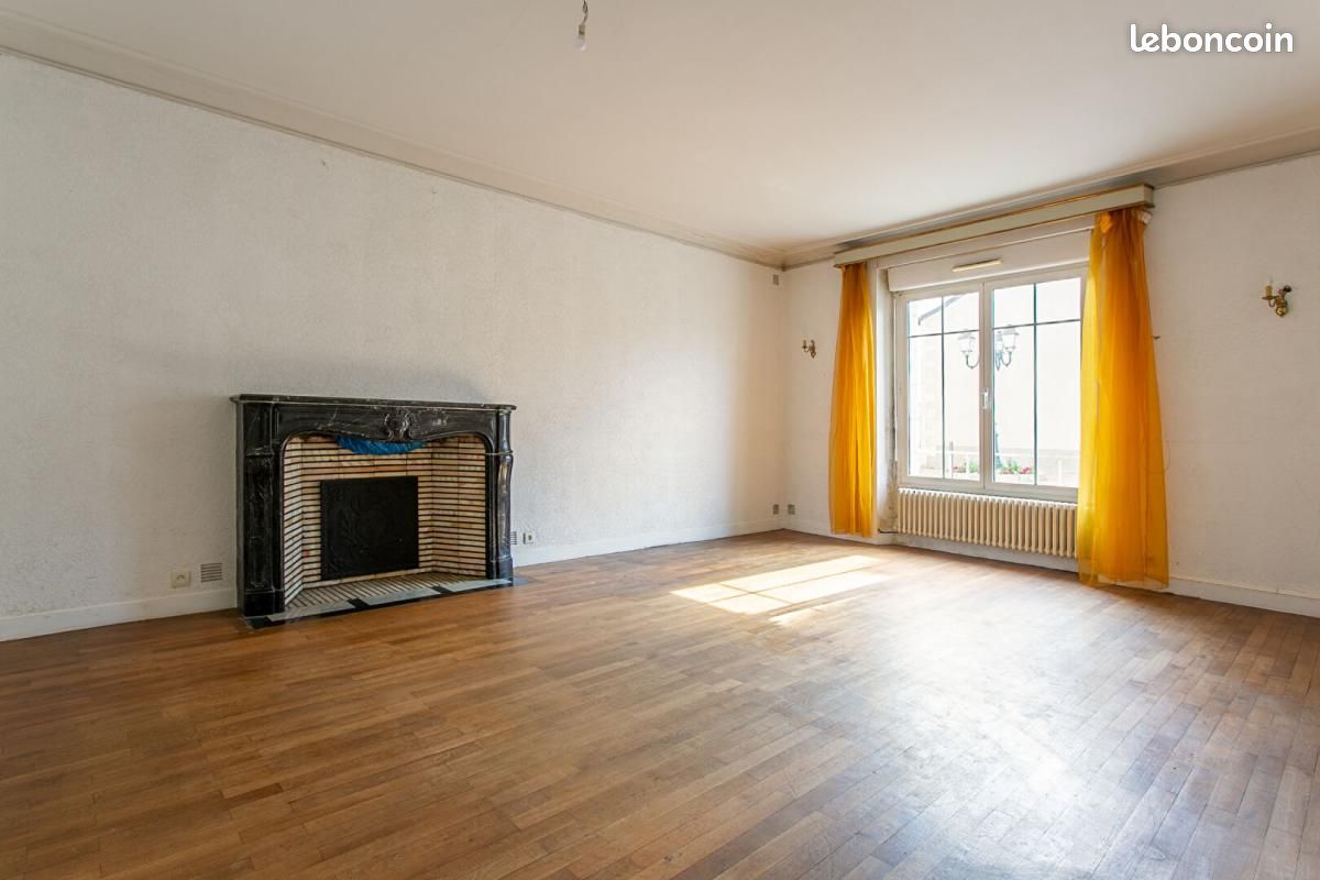 Maison 9 pièces 215 m² · à Vallet · 215 m² · 399 900 €