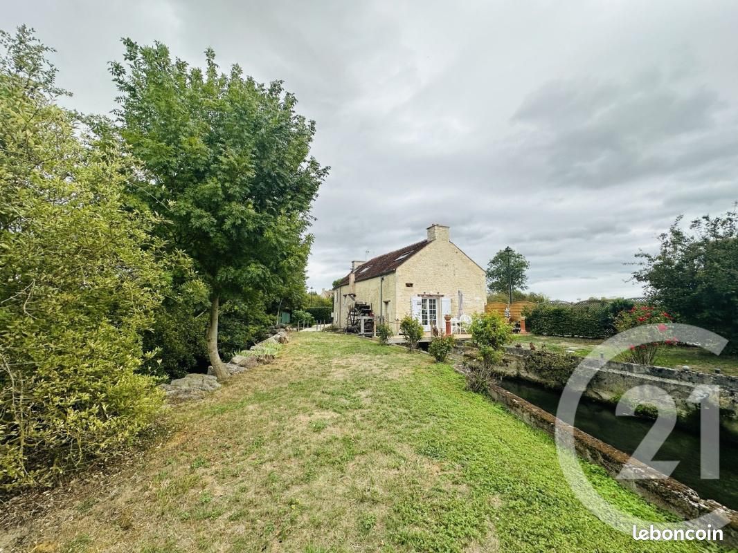 Maison 4 pièces 141 m² · à Morteaux-Couliboeuf · 141 m² · 242 000 €